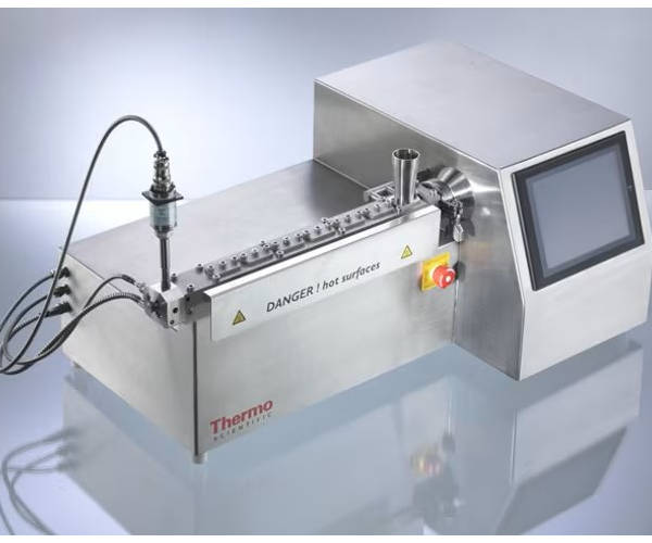 process-11-twin-screw-extruder-2