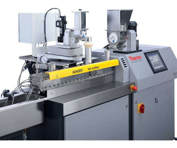 tse-24-mc-twin-screw-extruder-enlarge